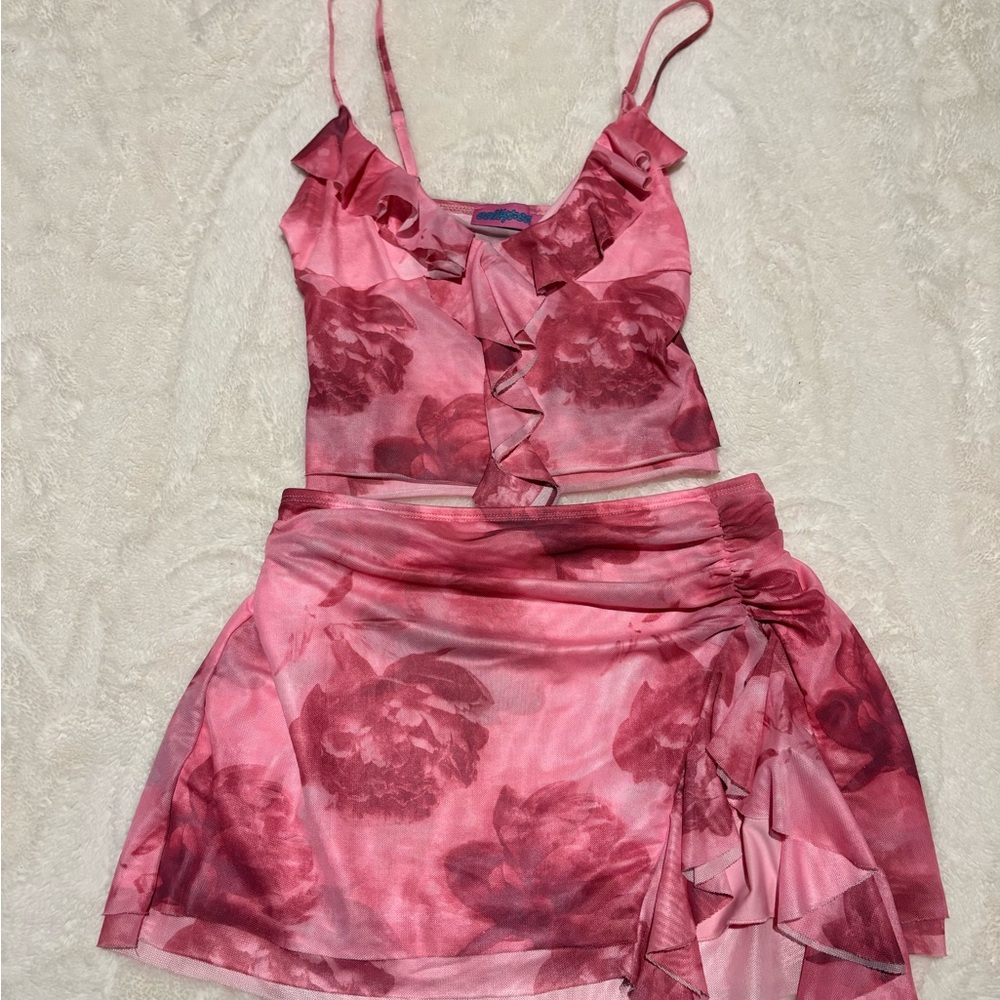 Edikted Pink Floral Mini Skirt Set
